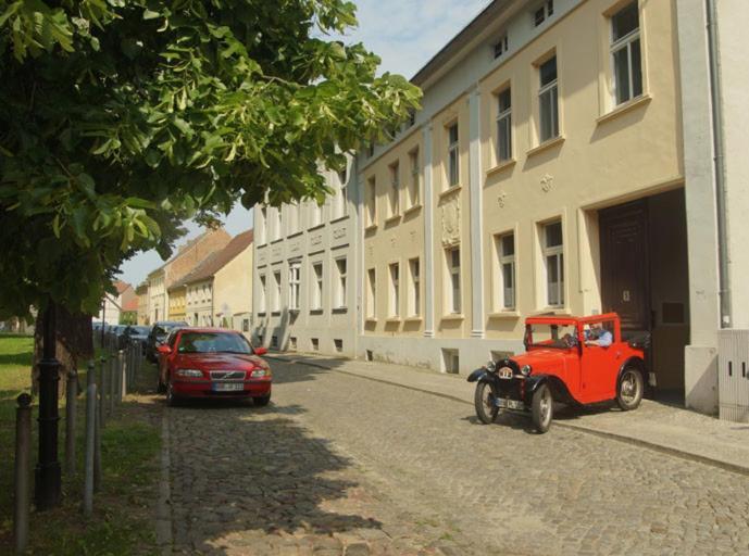 Апартаменти Fewo Auf Der Dominsel-Domlinden Brandenburg  Екстер'єр фото